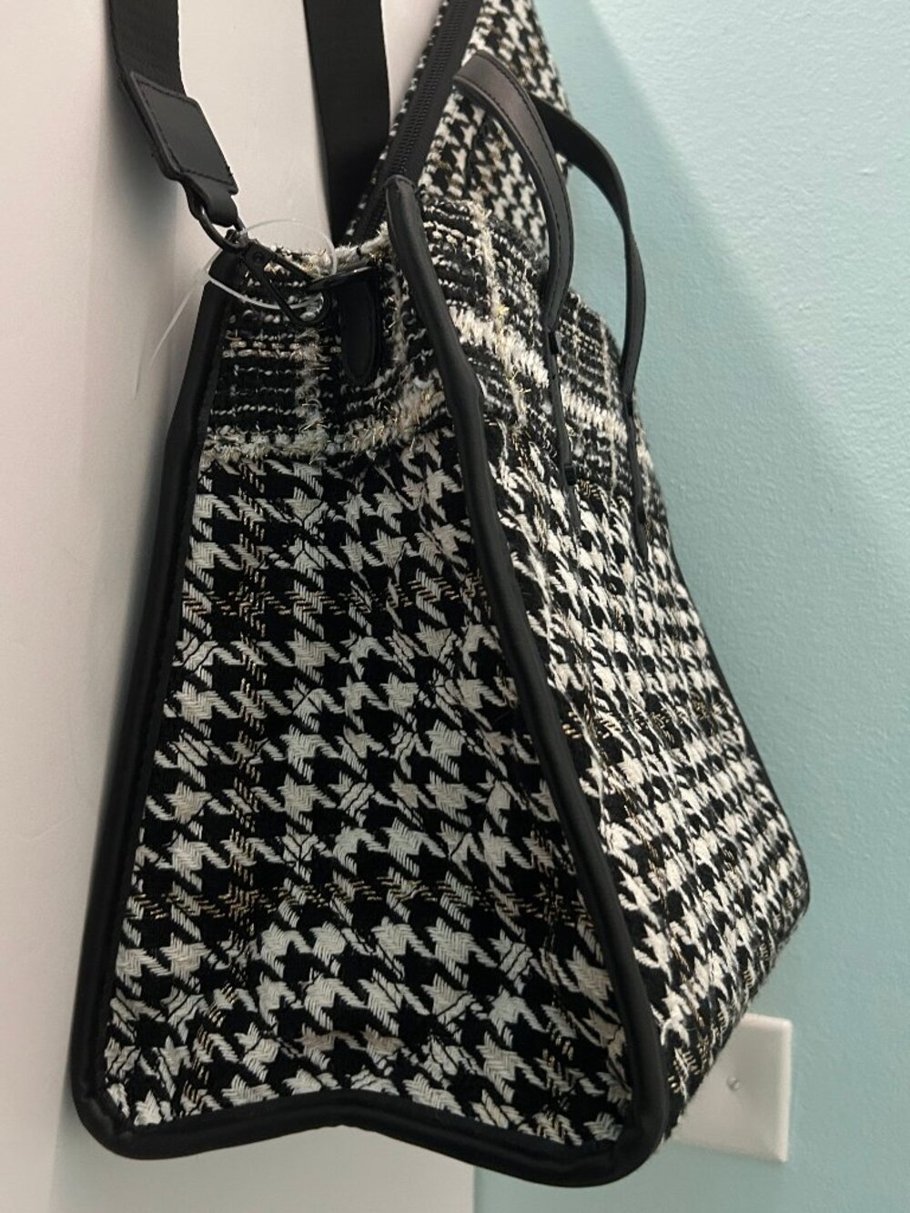 Betsey Johnson Houndstooth Tweed XOBECCA Tote Crossbody Bag & Wristlet Set NWOT - Picture 7 of 15